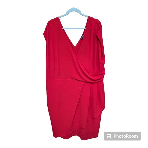City Chic Classic Wrap Dress Lust Red Size XL/22 NWT - Picture 2 of 5